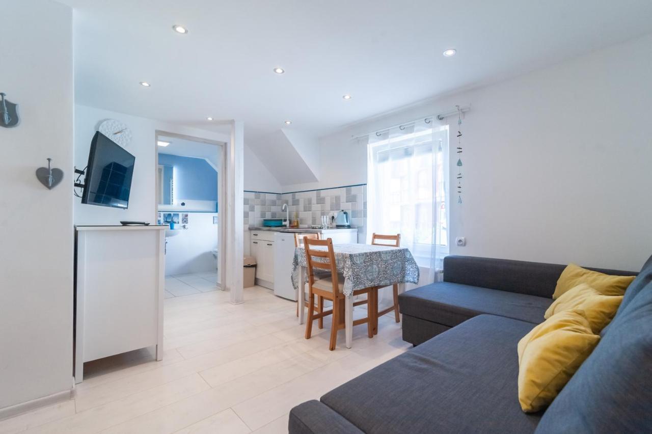 Apartament Nafali ニエホジェ エクステリア 写真